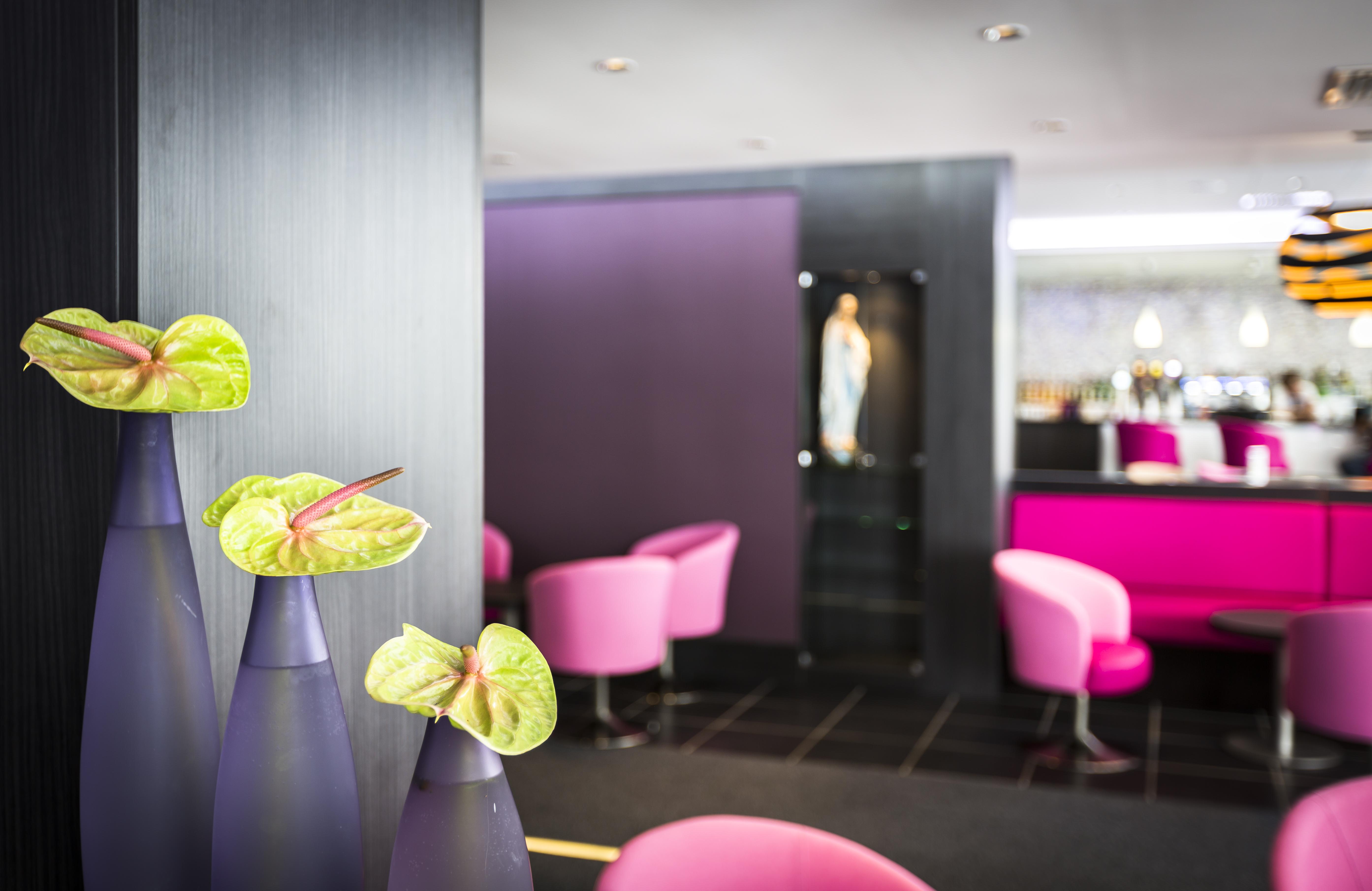 Hotel Astrid Lourdes Bagian luar foto